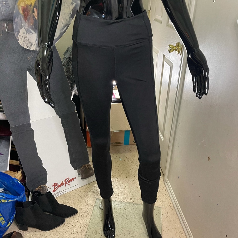 Tahari Sport Pocket Leggings